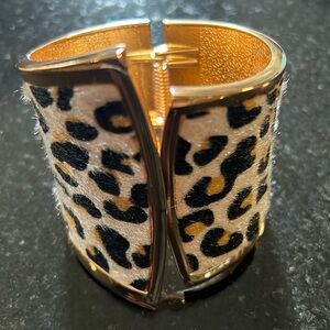 Hinged faux fur bracelet